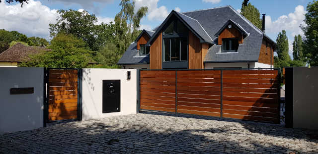 Greenwood parcel box 640 x 311